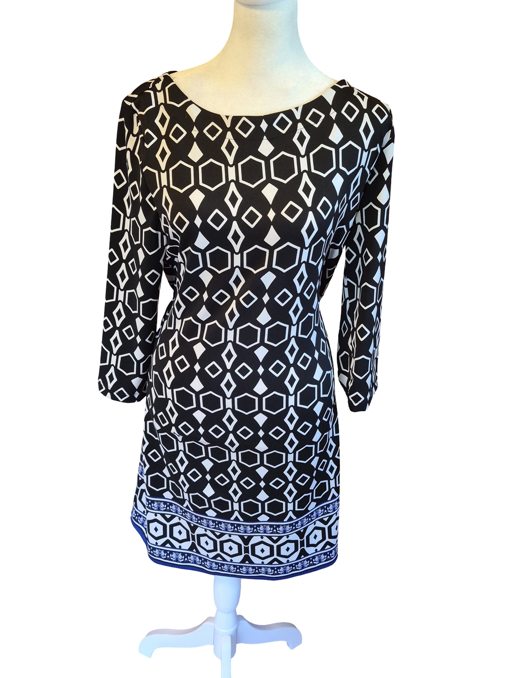 Cruisewear & Company Black & White Geometric Long-Sleeve Shift Dress - Women